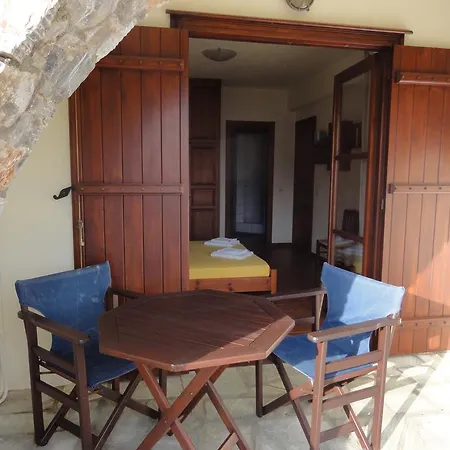 Villa Kamares