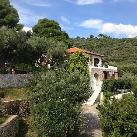 Kamares